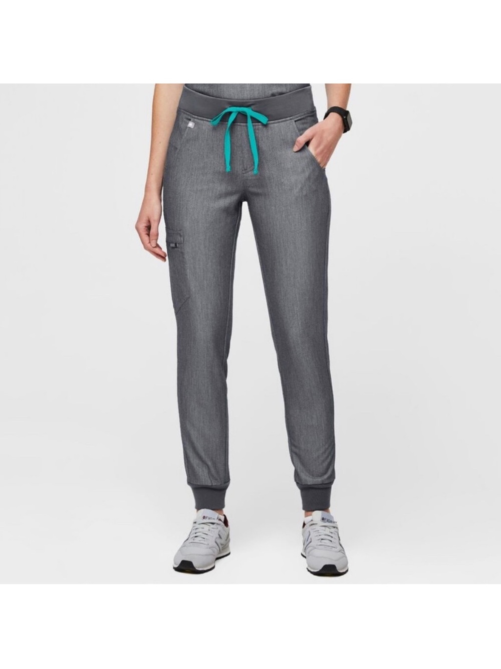 Figs Zamora Graphite Jogger Scrub Pants Petite Medium